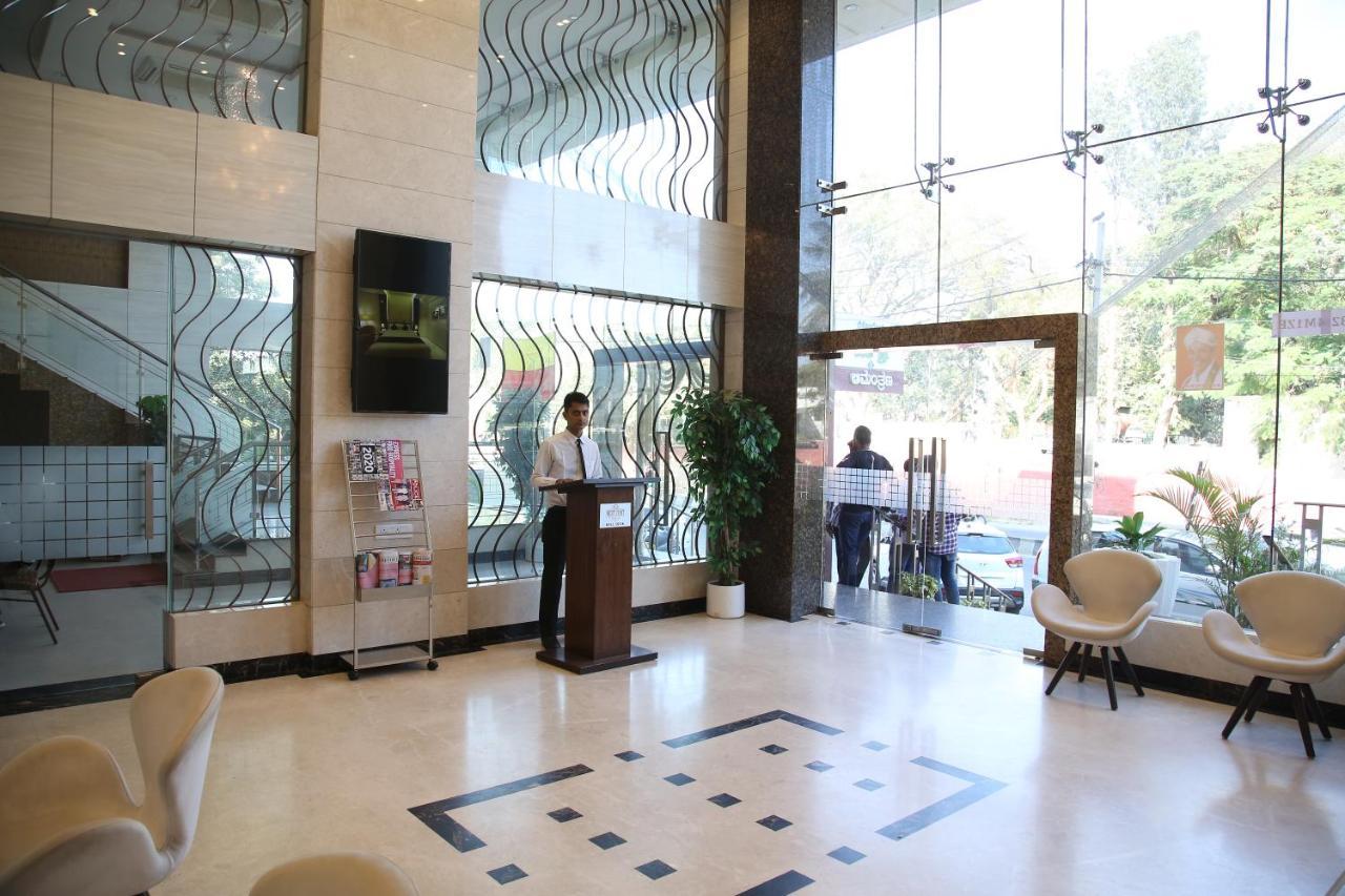 West Fort Hotel Бангалор Екстериор снимка