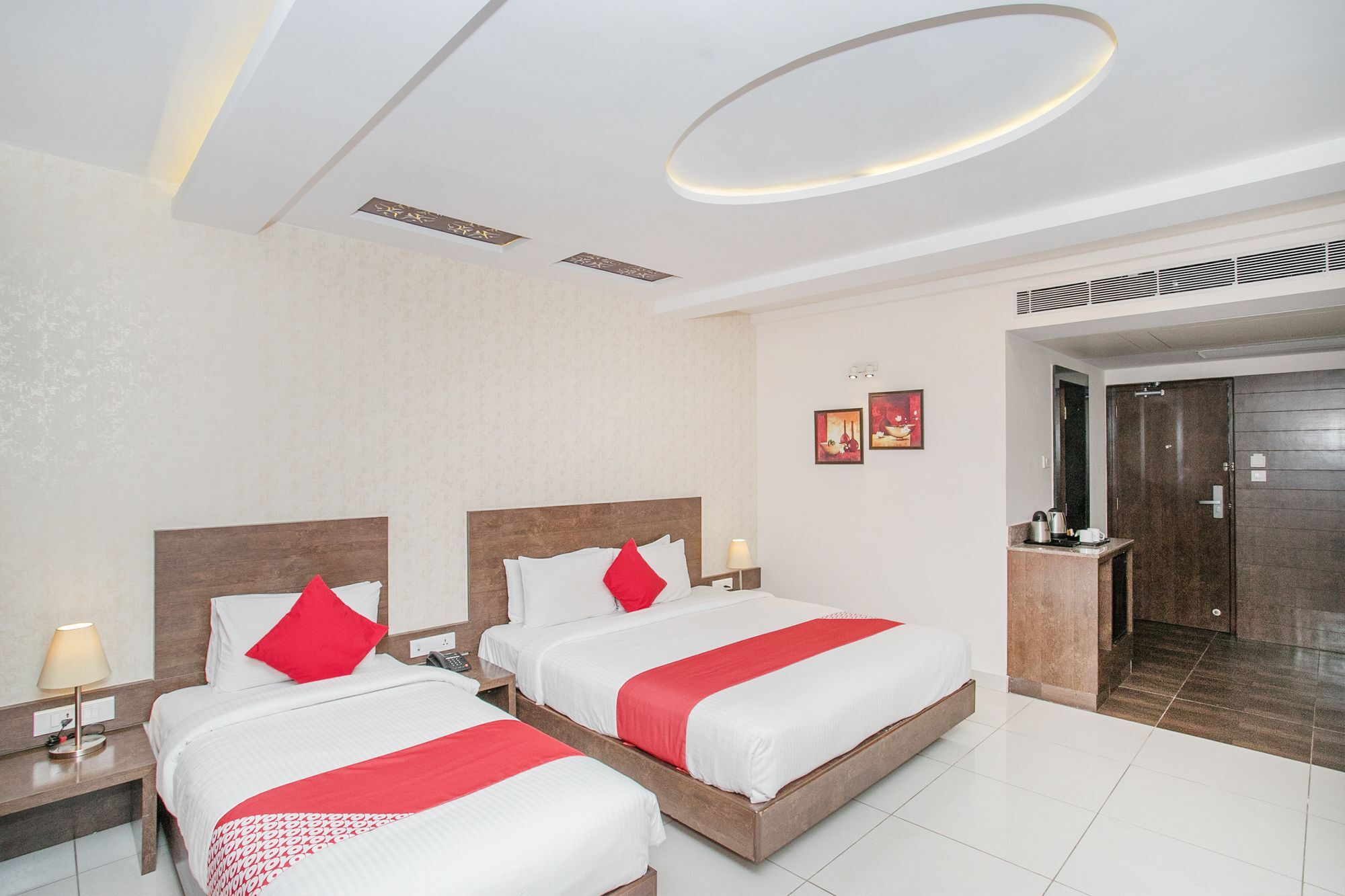 West Fort Hotel Бангалор Екстериор снимка